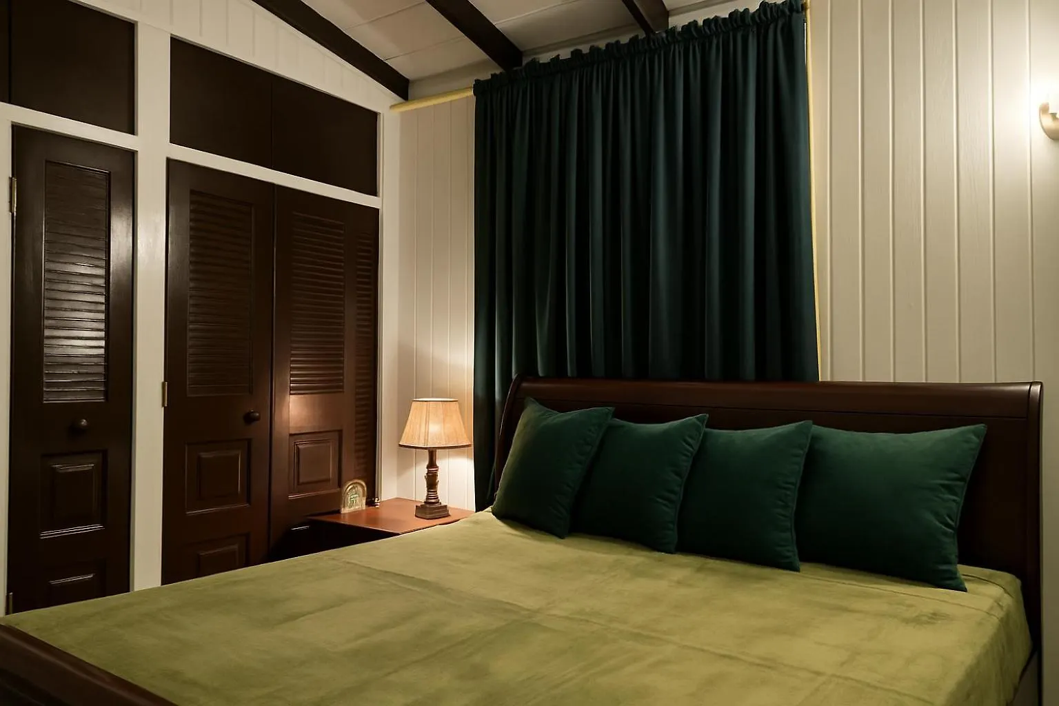 El Oasis Hotel 아구아다